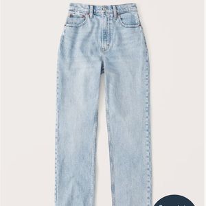 Curve Love Ultra High Rise 90s Straight Jean